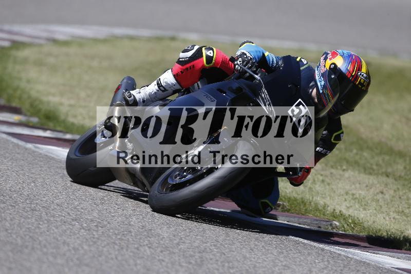 /15 22.05.2026  Plüss Moto Sport  Discover the Bike ADR /Gruppe rot - Race 3/55